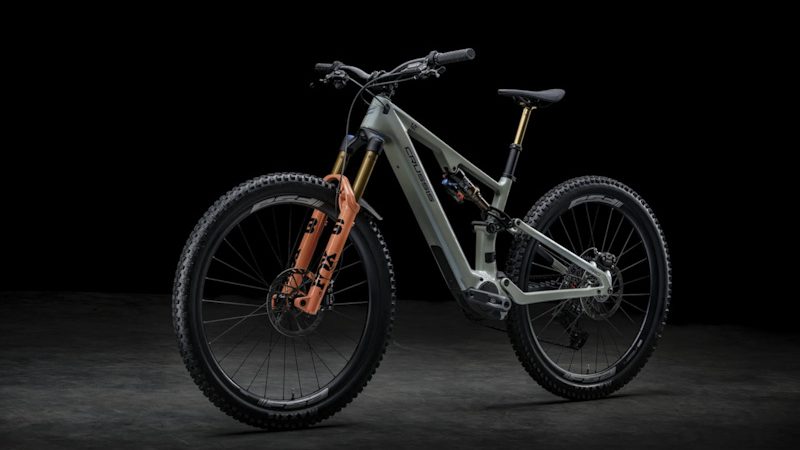 Crussis et DJI révolutionnent le marché avec des e-bikes équipés de moteurs Avinox