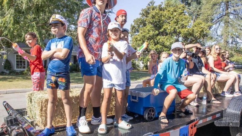 États-Unis : Les spectacles de drones illuminent le ciel de Bakersfield
