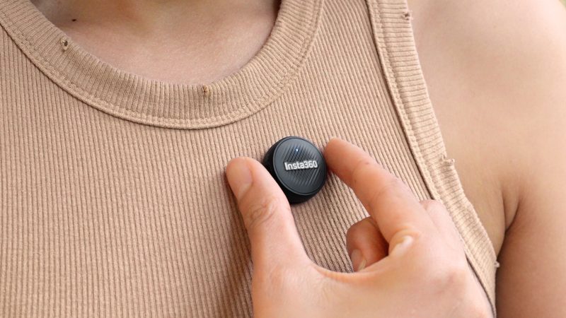 Insta360 présente un micro sans fil de la taille d&rsquo;une pièce, un concurrent sérieux pour le DJI Mic Mini