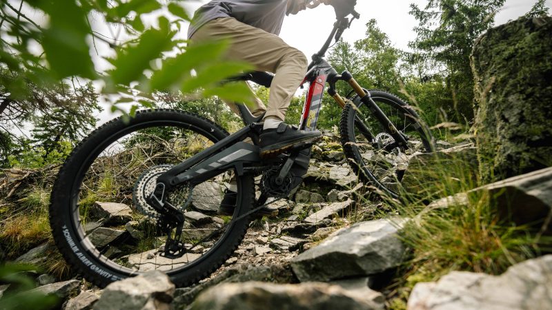 Rotwild dévoile son nouveau VTT électrique R-EX équipé d&rsquo;un moteur DJI Avinox