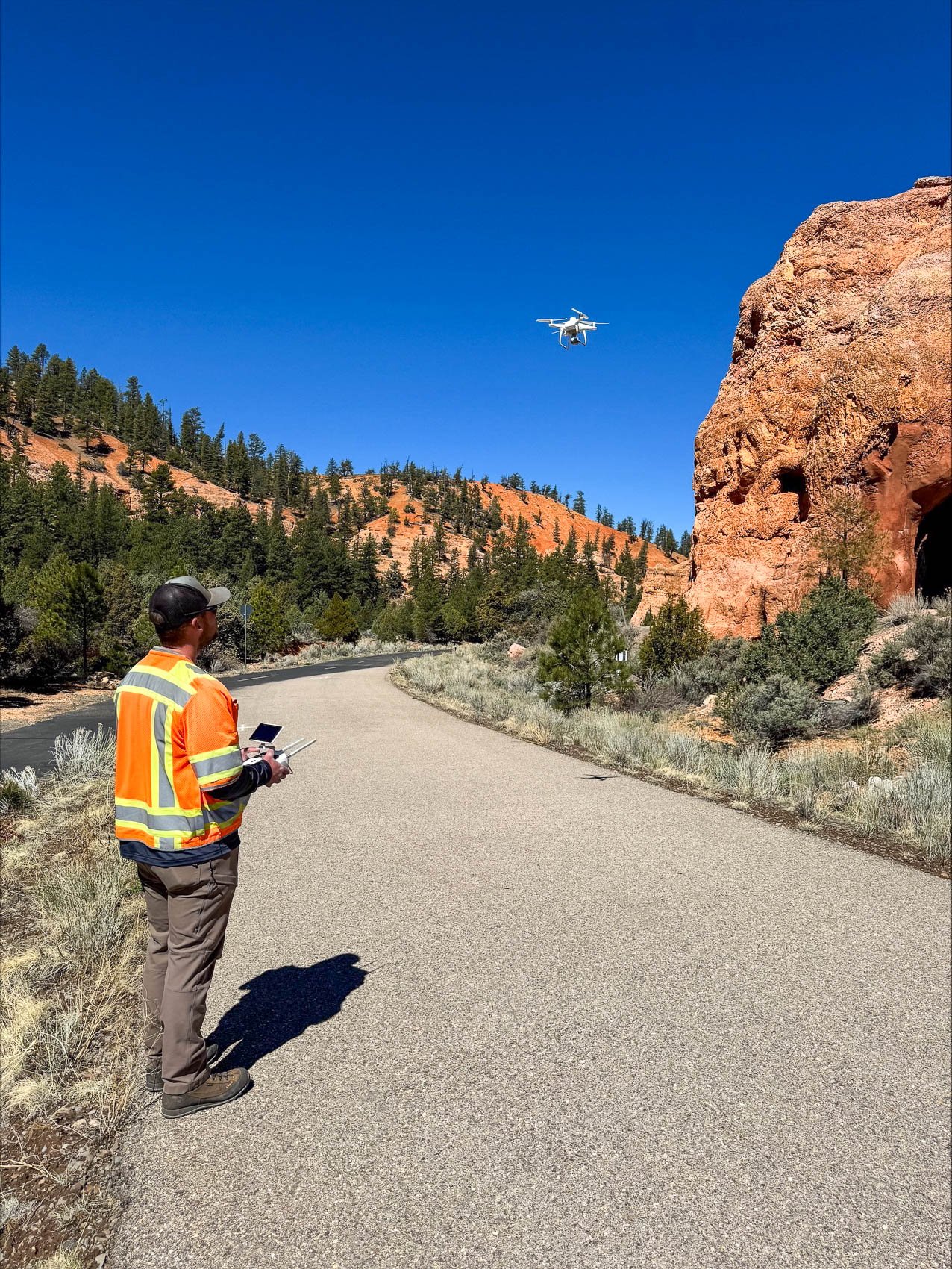 Sauvetage Innovant en Utah : Un Drone S&rsquo;illustre dans les Arches de Red Canyon