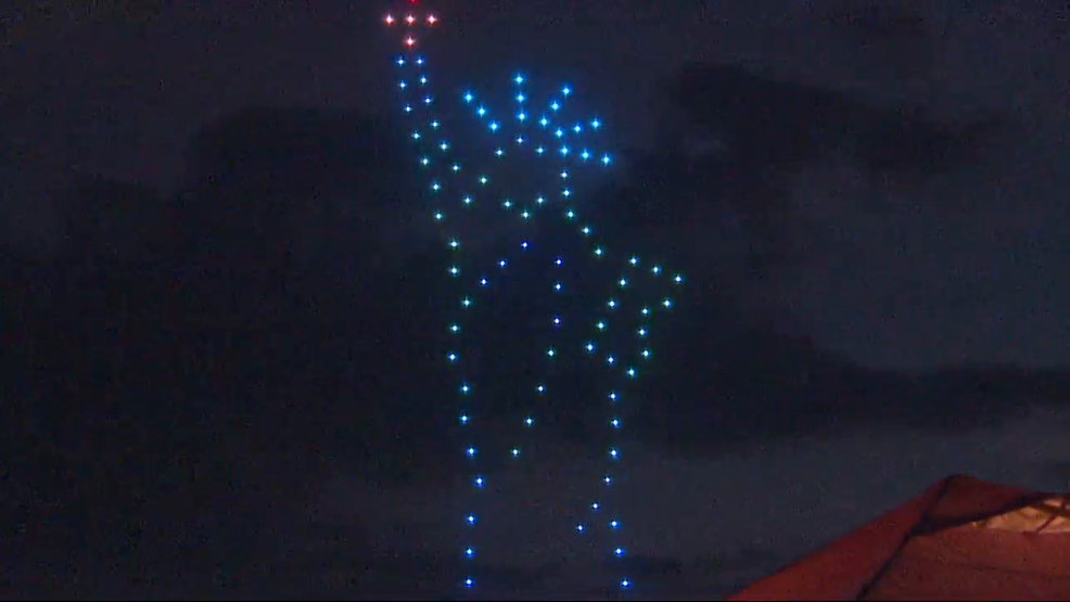 Spectacle de Drones pour le 4 Juillet à Rainbow City