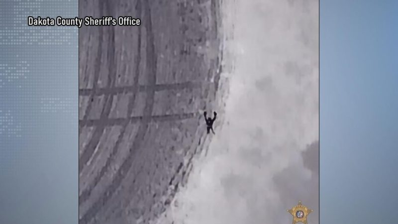 Arrestation filmée par drone d&rsquo;un suspect de vol à main armée à Rochester