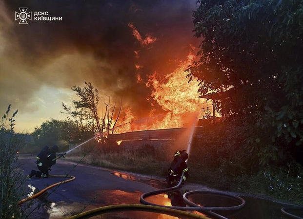 Attaque massive de drones russes sur l&rsquo;Ukraine, un record selon les autorités locales