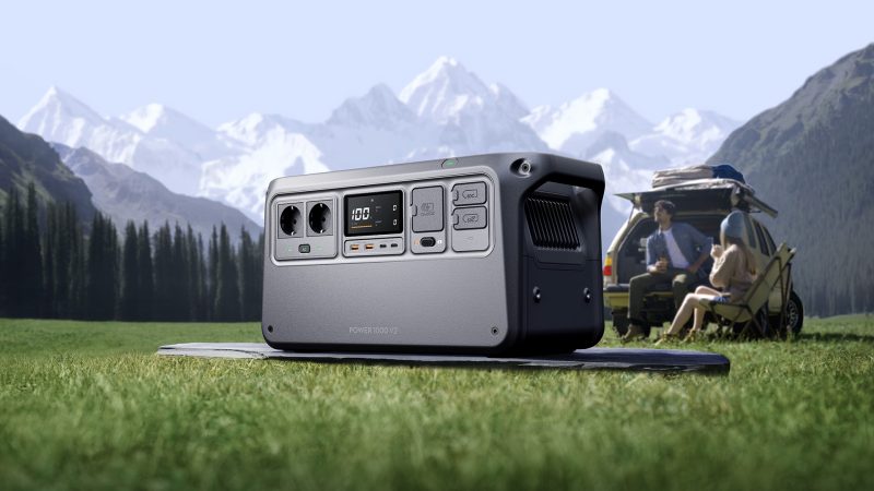 DJI Power 1000 V2 : Nouveau Chargeur Amélioré pour les Cinéastes et les Aventuriers