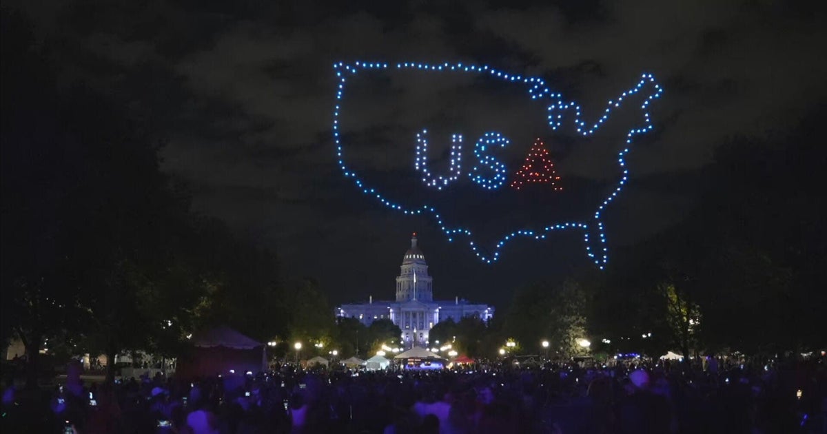 Denver, une soirée magique sous les lumières d’un spectacle de drones