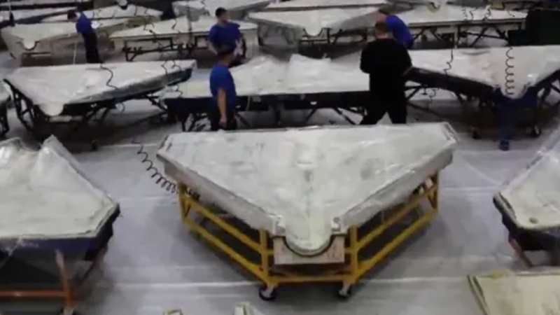 Expansion de la production de drones en Russie : Une nouvelle usine inaugurée par Vladimir Poutine