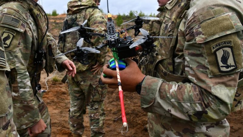 Inspiration Ukrainienne : Le Pentagone Adopte les Drones à Faible Coût