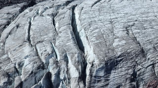 L&rsquo;Utilisation des Vieilles Photographies Aériennes pour Prédire la Montée des Niveaux Marins