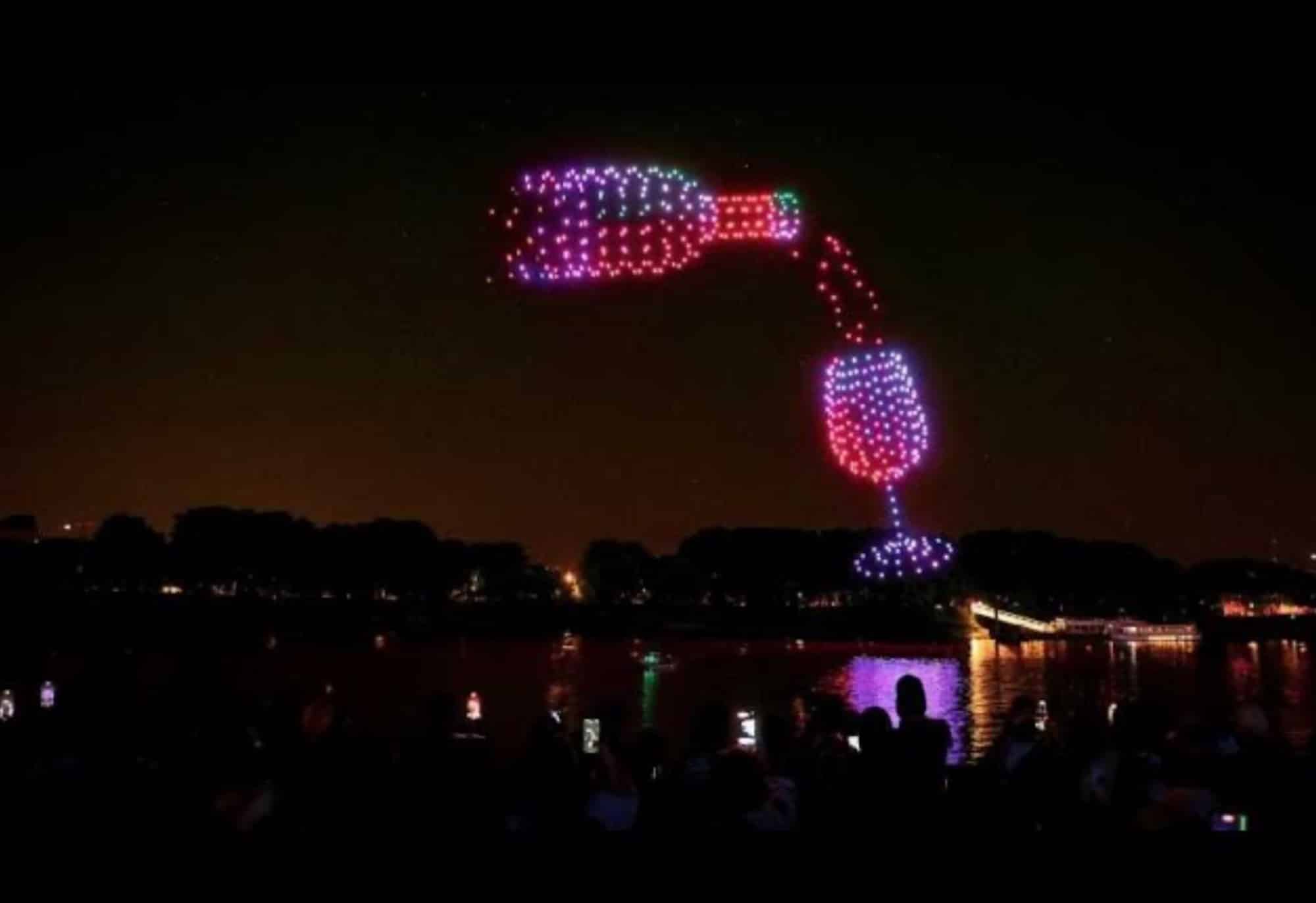 La France adopte des spectacles de drones pour la Fête Nationale