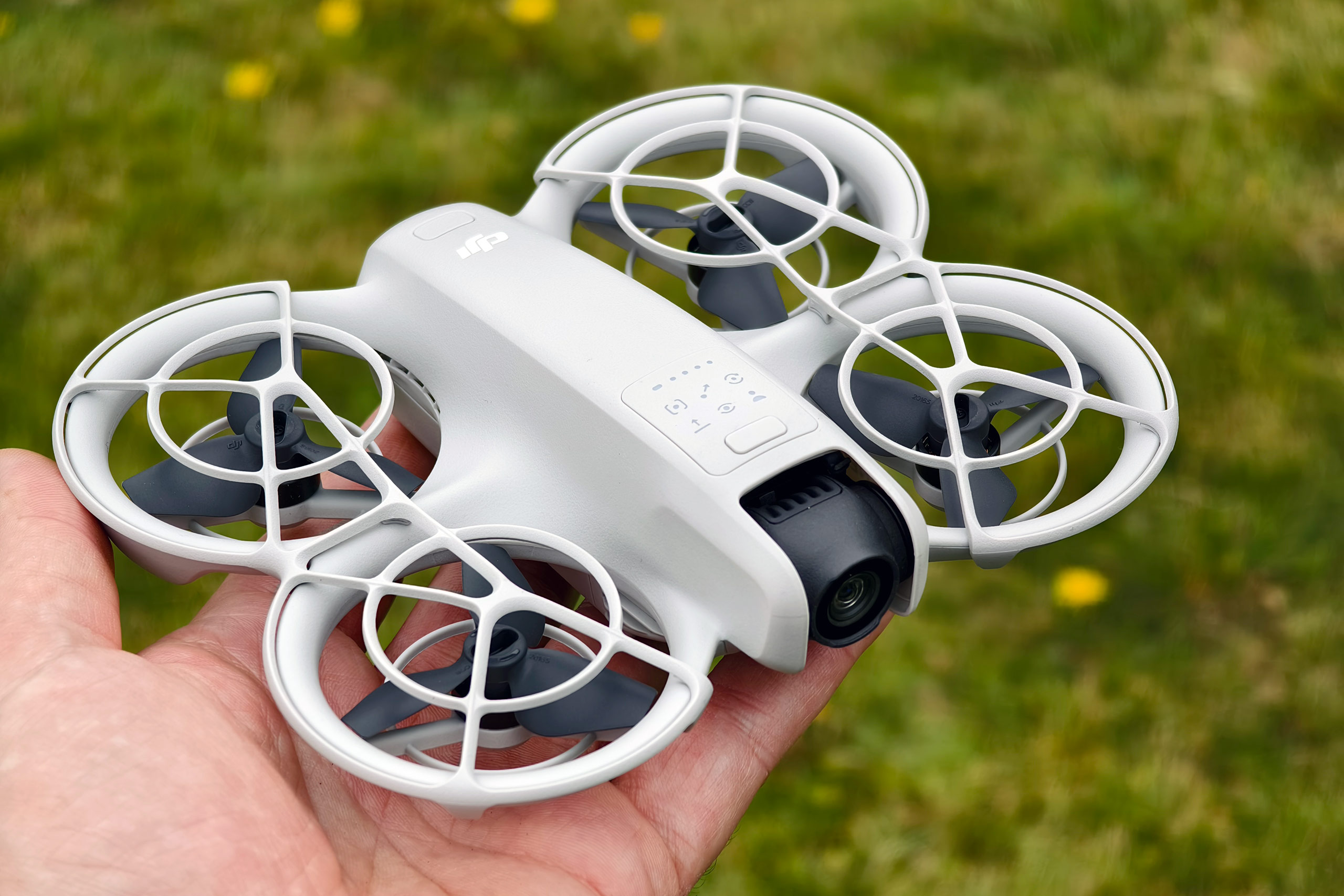 Le DJI Mini SE : Un Drone à Petit Prix avec de Grandes Performances