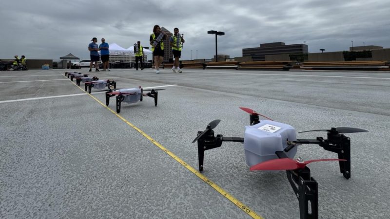 Le spectacle de drones illumine le ciel de Irving pour le 4 Juillet