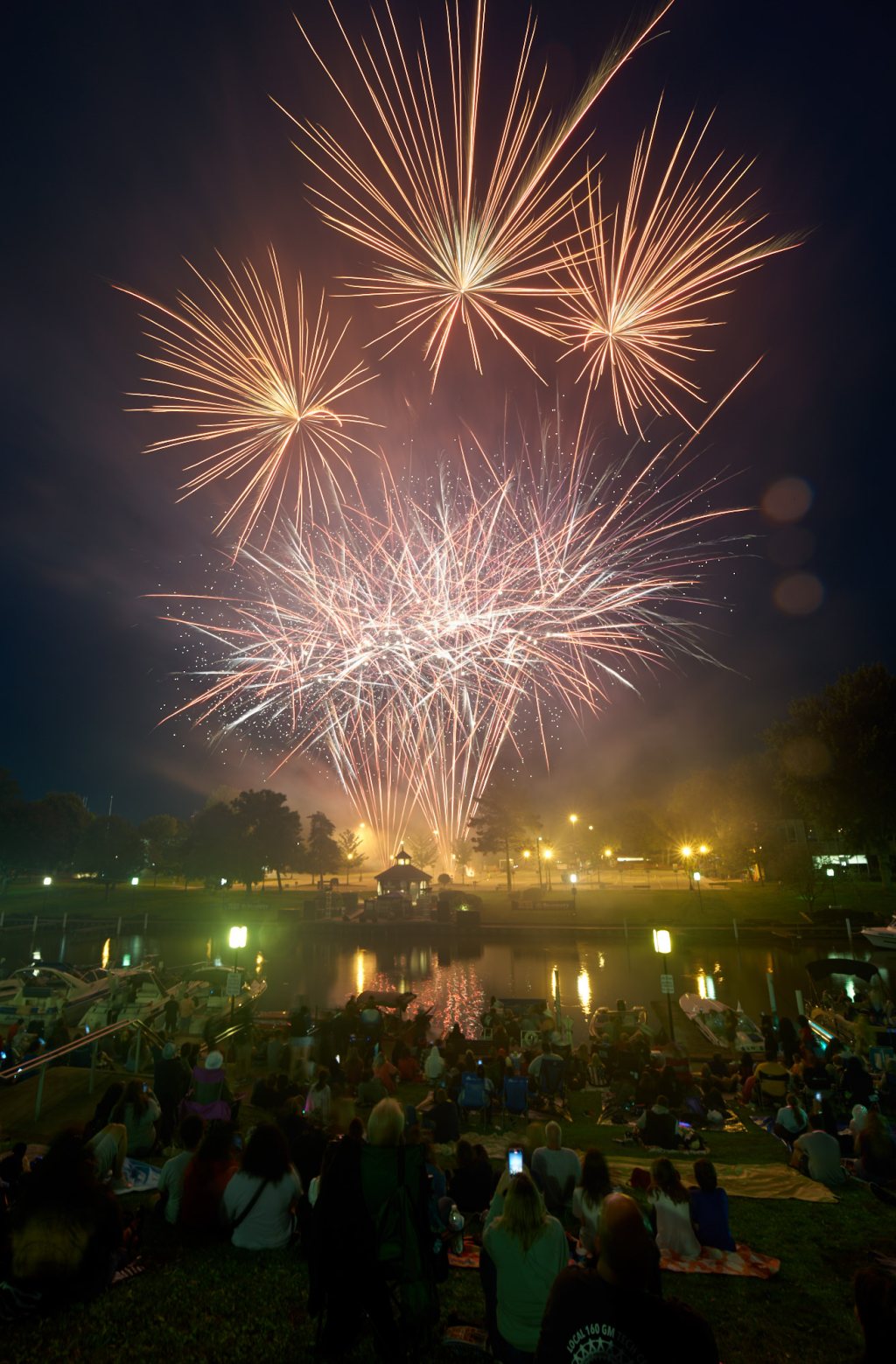Les spectacles de drones se multiplient pour illuminer le ciel lors des festivités