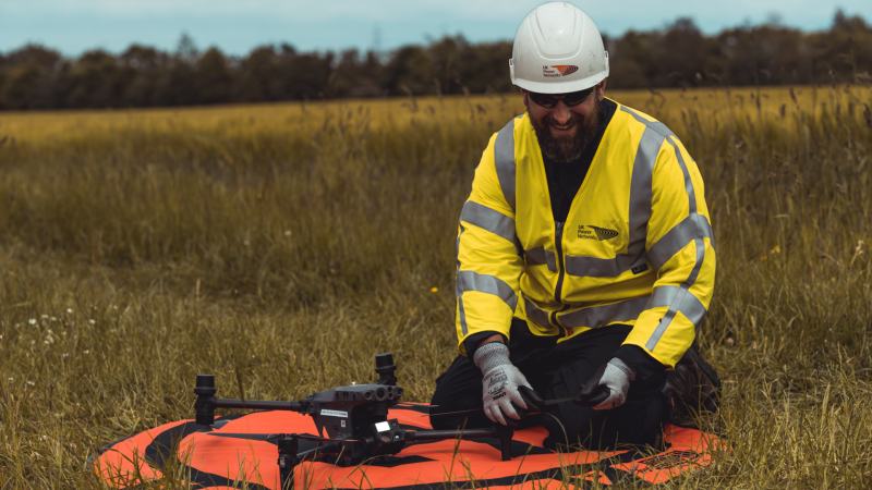 L&rsquo;utilisation innovante de Power Banks DJI pour l&rsquo;inspection des réseaux électriques au Royaume-Uni