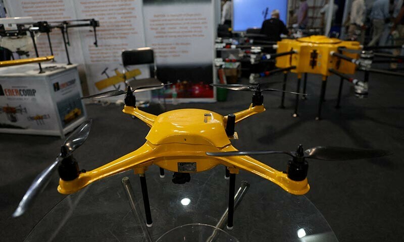 Pakistan adopte des drones de pulvérisation agricole pour améliorer les rendements