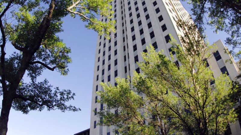 Spectacle de Drones Illumine le Ciel de Bismarck