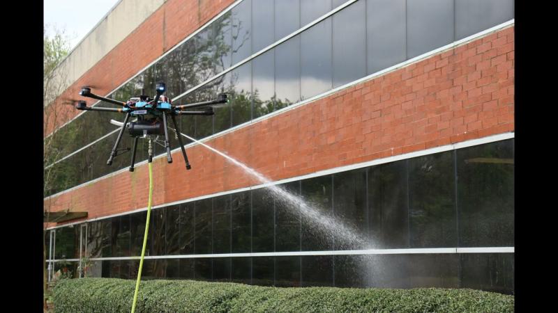 #USA Altitude Wash introduit le nettoyage de vitres par drone écologique dans le New Jersey