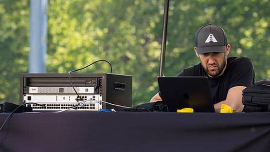 Un spectacle aérien innovant à Waynesboro : 200 drones racontent une histoire