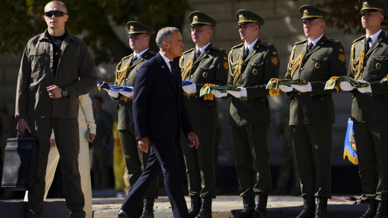 Canada : Un Soutien Militaire Renforcé à l&rsquo;Ukraine avec des Drones et des Véhicules Blindés