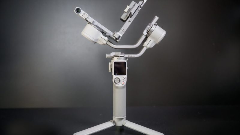 Découverte du nouveau stabilisateur DJI RS 4 Mini : Une révolution pour les vidéastes