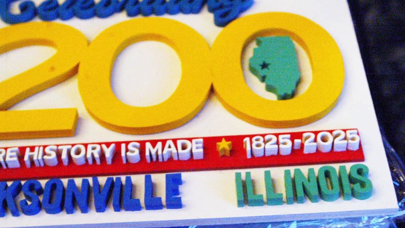 #France Les drones illuminent la célébration du bicentenaire à Jacksonville