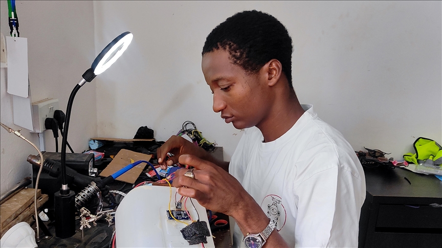 Innovation Nigériane : Un Drone Révolutionnaire pour Combattre les Maladies Agricoles