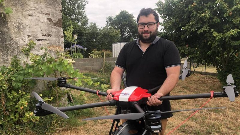 Innovation à La Chaize-le-Vicomte : un drone pour nettoyer les toitures et façades