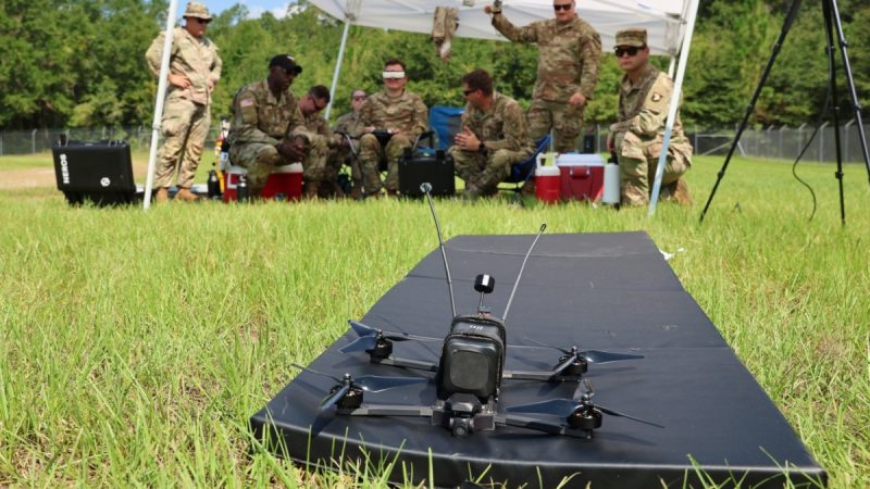 L&rsquo;Armée Américaine Forme ses Soldats à l&rsquo;Impression 3D et au Vol de Drones en FPV