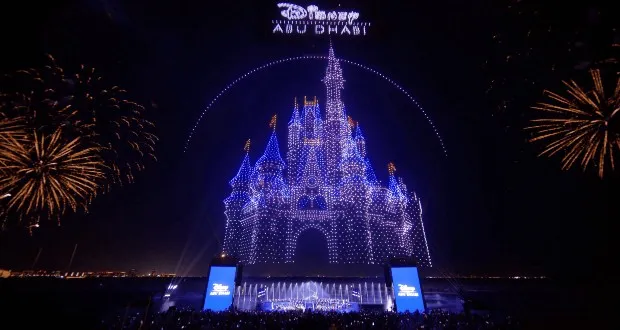 Le Moyen-Orient accueille le plus grand spectacle de drones annonçant un nouveau parc Disney