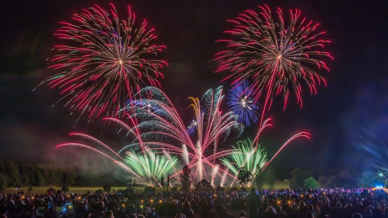 #Royaume-Uni Les championnats de feux d&rsquo;artifice font leur grand retour à Newby Hall