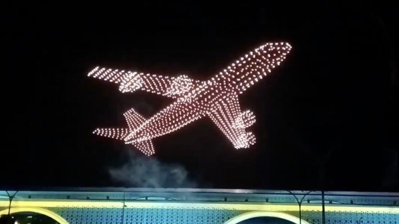 Spectacle époustouflant de 1500 drones synchronisés à l’aéroport de Malé Velana