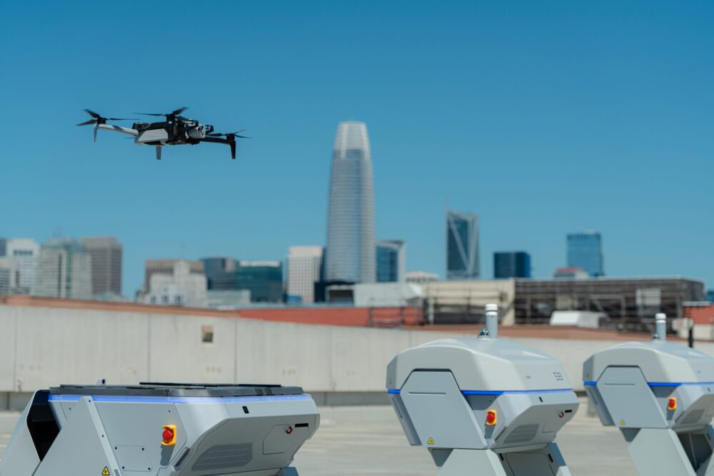 Surmonter les défis de connectivité dans les programmes de drones comme premiers intervenants en milieu urbain
