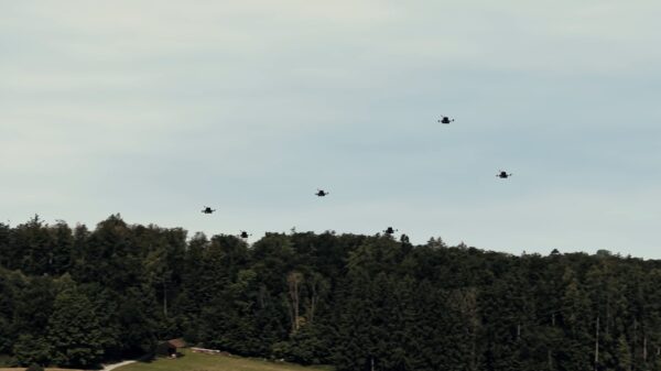 Auterion dévoile sa nouvelle IA de gestion de swarm de drones