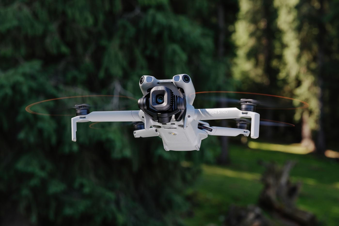 DJI Mini 5 Pro : le nouveau bijou de technologie pour les passionnés de photographie aérienne