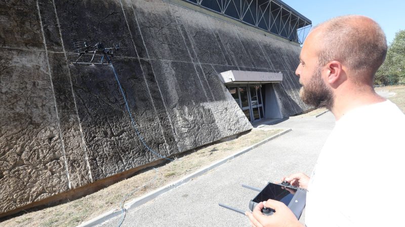 #France Un drone révolutionnaire pour le nettoyage des façades à Cannes