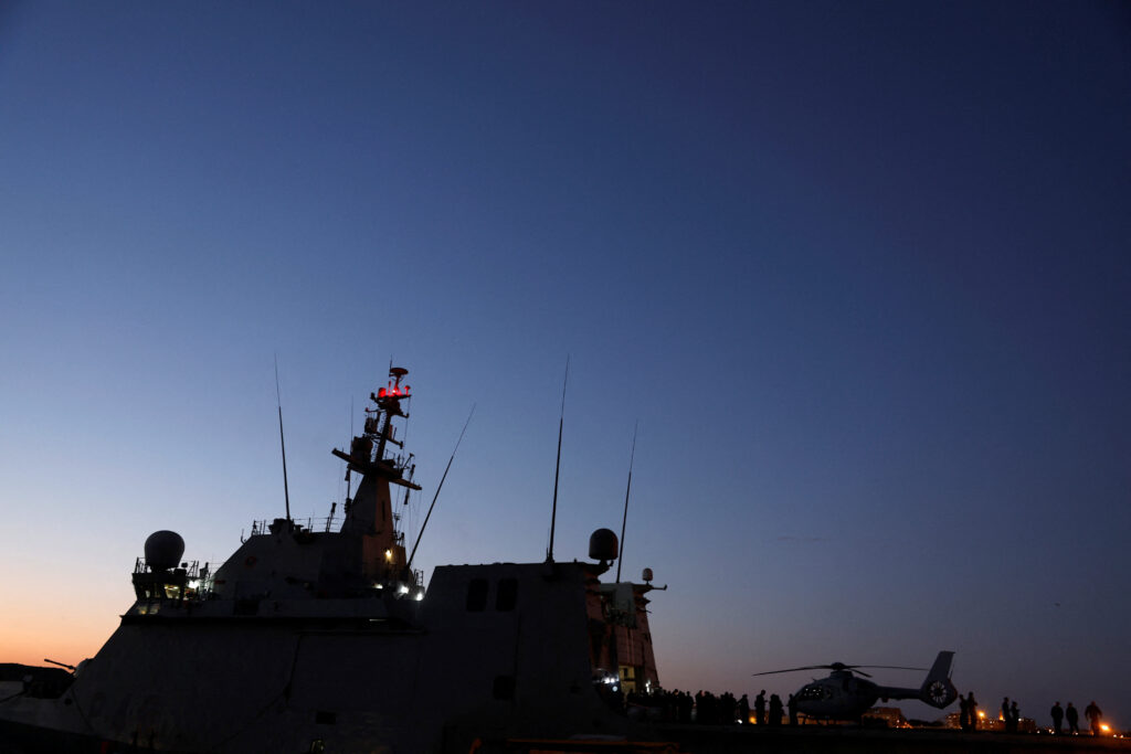 Incident de Drones Non Identifiés sur une Base Militaire en France