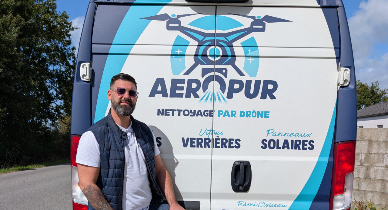 Innovation en Vendée : un drone pour nettoyer les façades et toitures