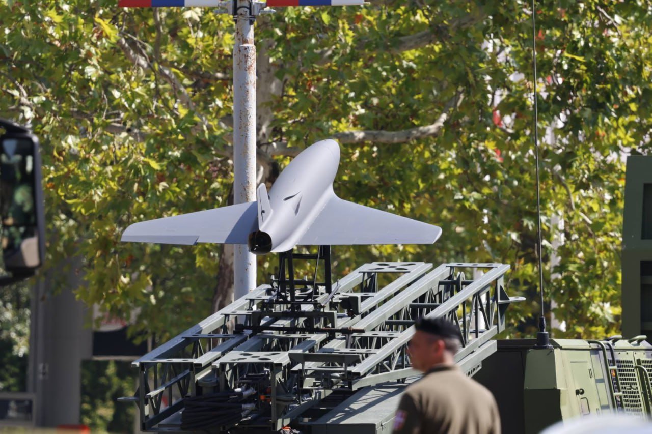 La Serbie dévoile des drones kamikazes fabriqués aux EAU