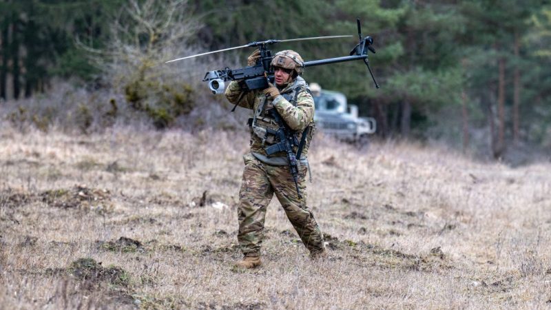 Les États-Unis renforcent la sécurité de leurs bases militaires avec des kits anti-drones