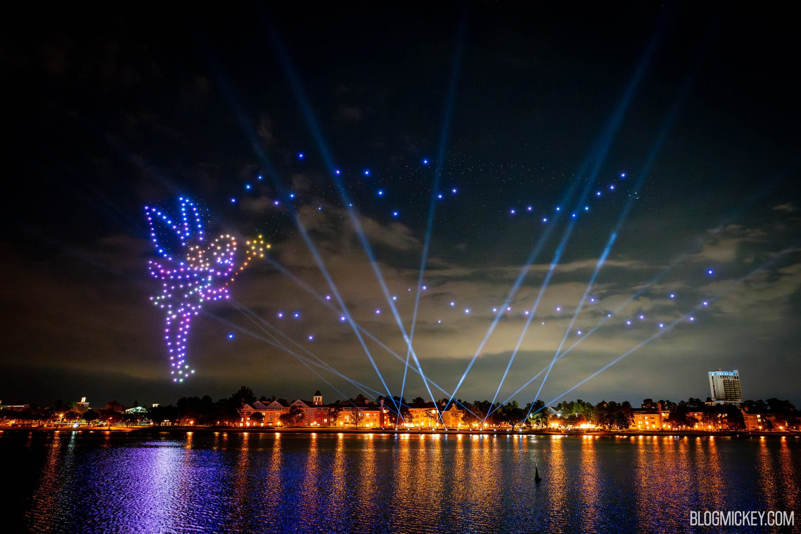 Un retour lumineux à Disney Springs ? Le possible retour du spectacle de drones