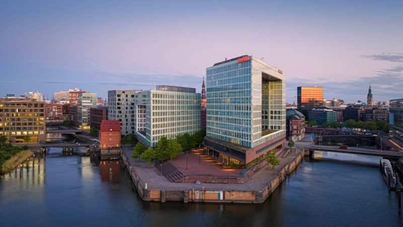 Découverte du DJI Mavic 4 Pro : une révolution pour les photographes