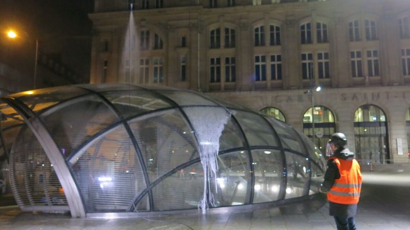 La RATP Expérimente un Drone Nettoyeur à Saint-Lazare