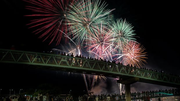 Spectacle de drones à Fredericton : Un événement qui pourrait décevoir