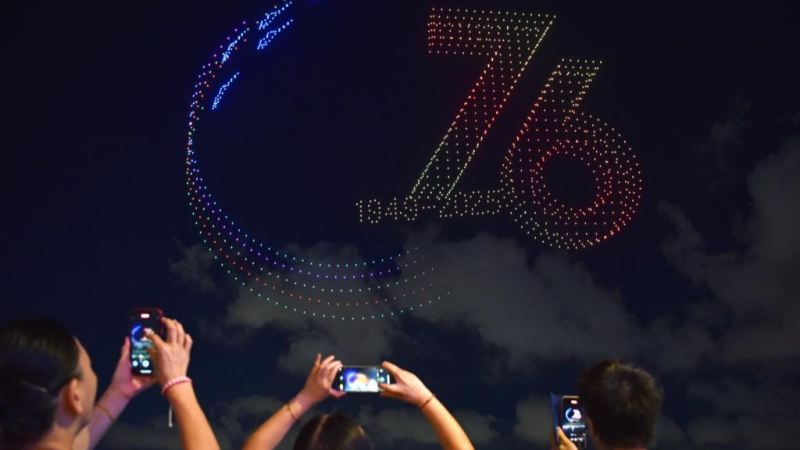 Spectacle grandiose de drones à Canton pour célébrer l&rsquo;entrée dans l&rsquo;année du Lapin