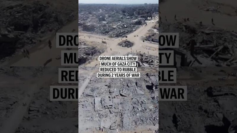 Vue aérienne par drone : Gaza Ville, deux ans de guerre et des ruines à perte de vue