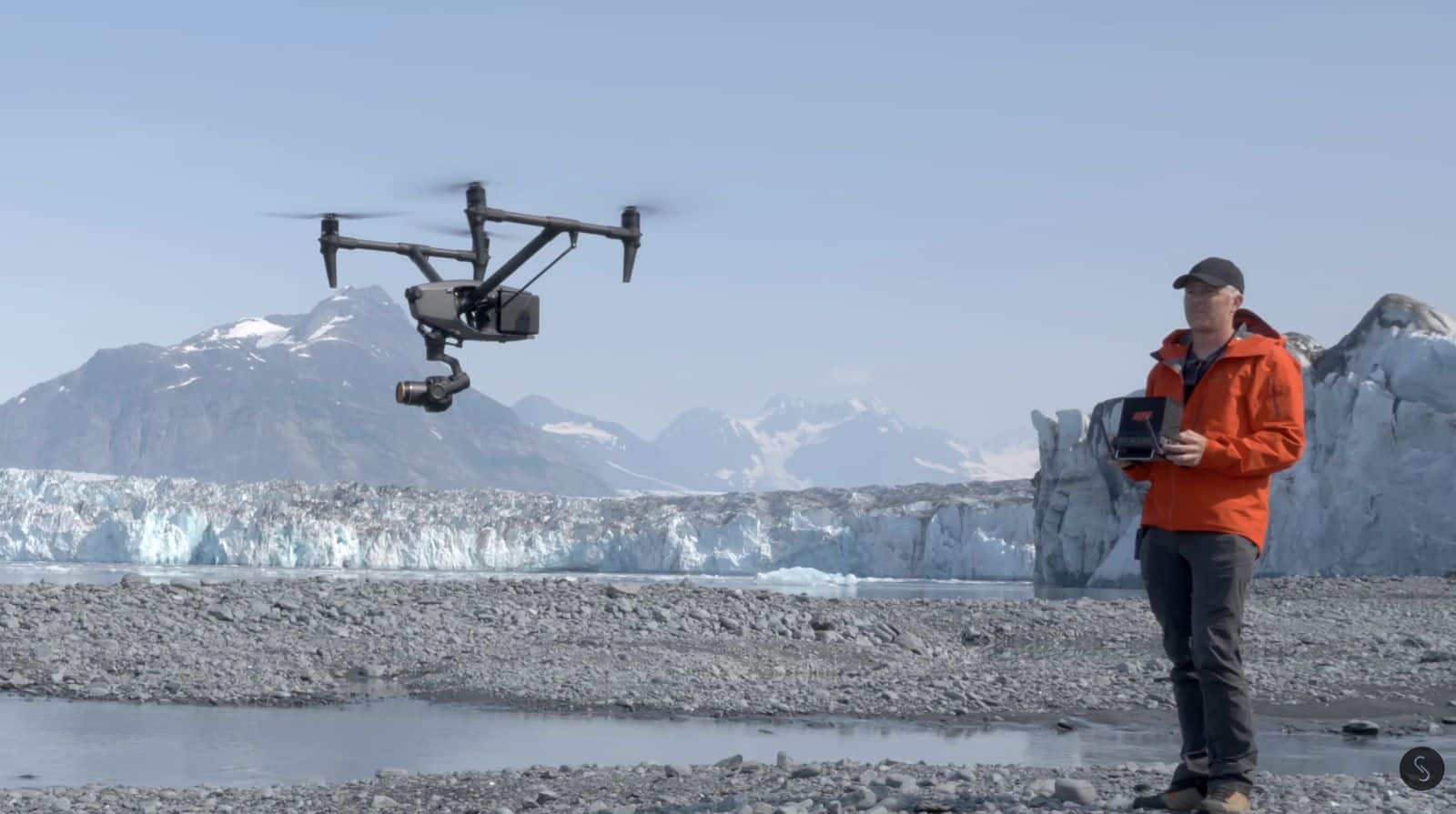 Comparaison DJI Mavic 4 vs Inspire 3 : Quel drone caméra choisir ?