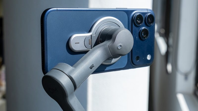 DJI Osmo Mobile 8 : Une Nouvelle Ère pour la Stabilisation Vidéo