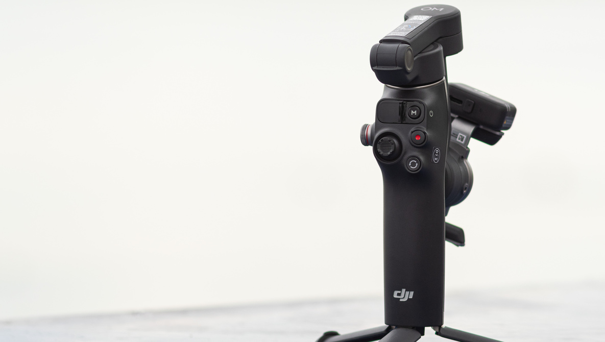 Découverte du DJI Osmo Mobile 8: Une Révolution Pour les Vidéastes sur Smartphone
