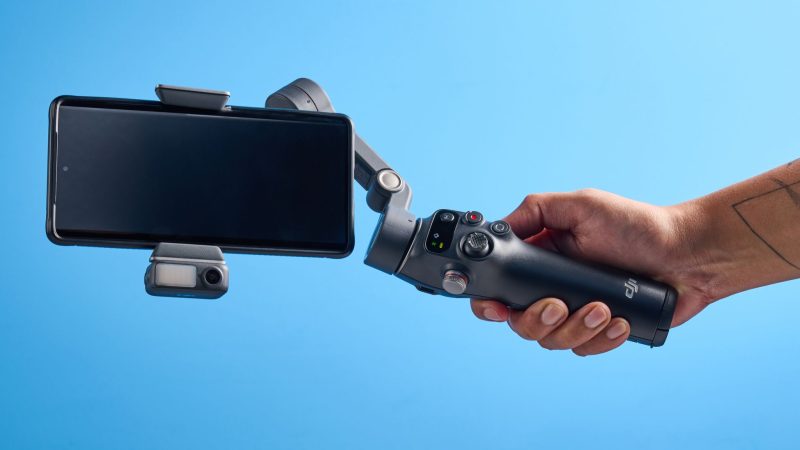 Examen du DJI Osmo Mobile 8: Évolution du stabilisateur pour les vidéastes mobiles