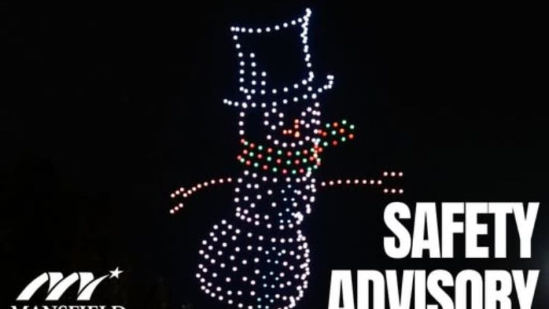 Impressionnant spectacle de drones à Mansfield : un essai tourné vers la sécurité publique et la gestion du trafic